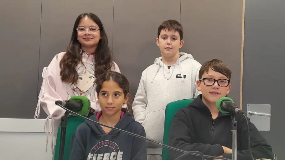 Zuelen, Lia, Enzo y Alejandro vienen a contarnos sus intereses Zuelen, Lia, Enzo y Alejandro vienen a contarnos sus intereses