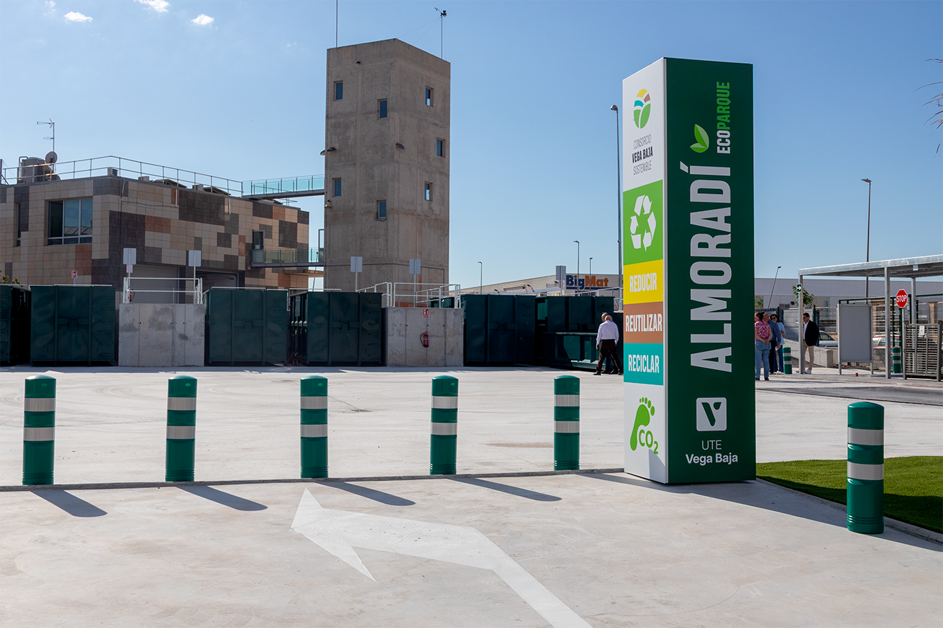 El Consorcio Vega Baja Sostenible mejorará su gestión de residuos con una subvención de 270.000 euros de la Generalitat Valenciana El Consorcio Vega Baja Sostenible mejorará su gestión de residuos con una subvención de 270.000 euros de la Generalitat Valenciana