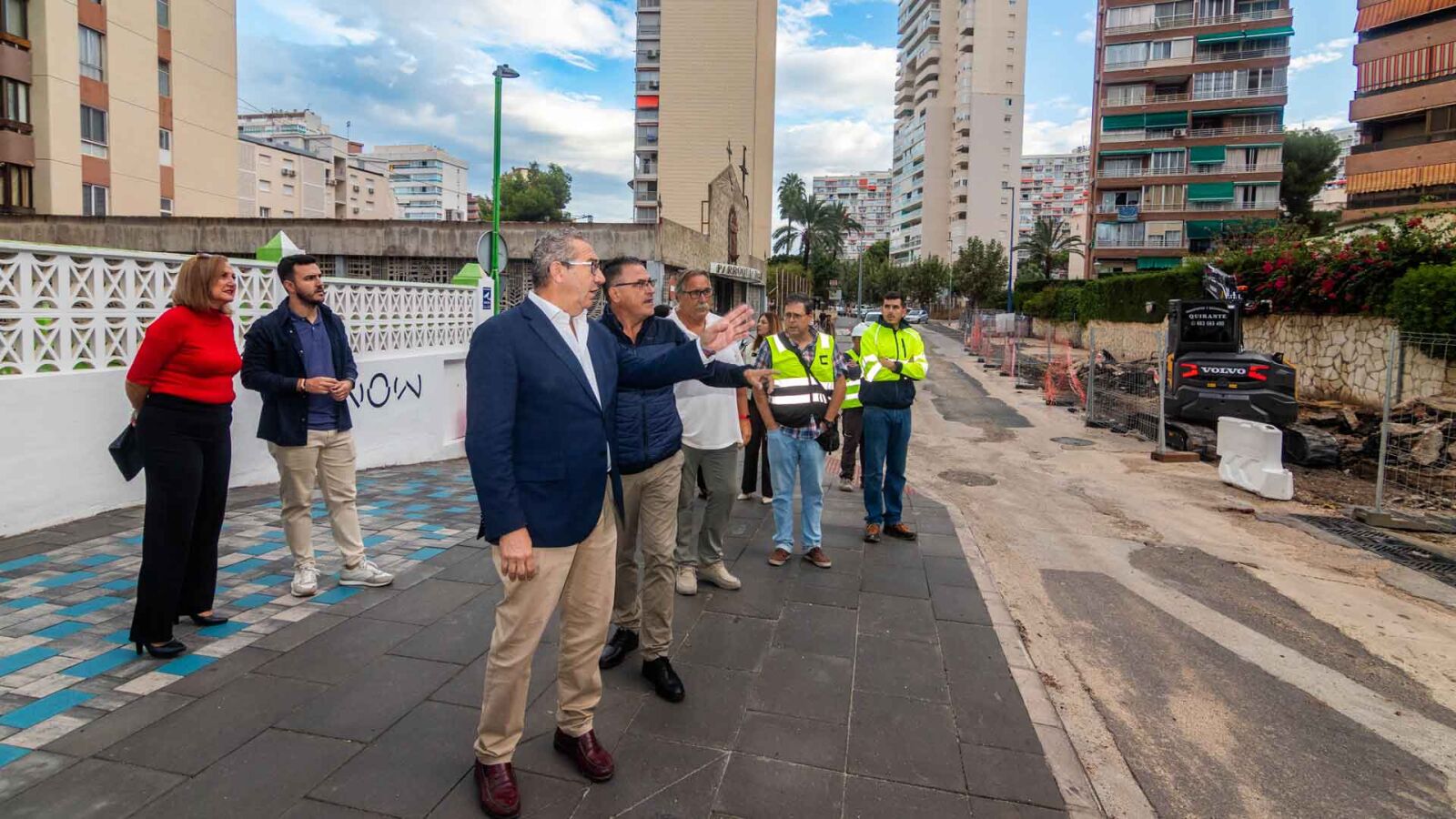 Benidorm testa en la avenida Montecarlo farolas que incorporan un tratamiento anticorrosivo frente al or&iacute;n de perro
