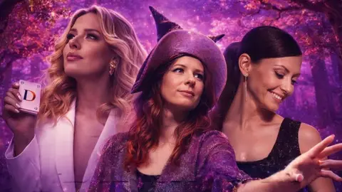Tres grandes magas internacionales se citan este viernes en Torrevieja con la gala 'Las Ilusionistas' Cultura Torrevieja