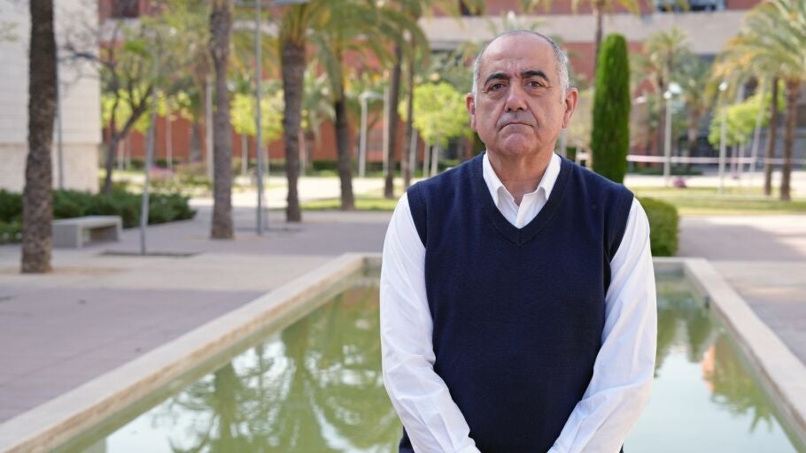 Javier G&oacute;mez, vicerrector adjunto de las pruebas de acceso