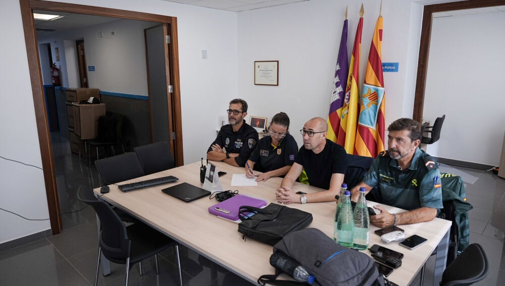 El presidente Óscar Portas siguió al minuto el paso de la Dana Adam por Formentera