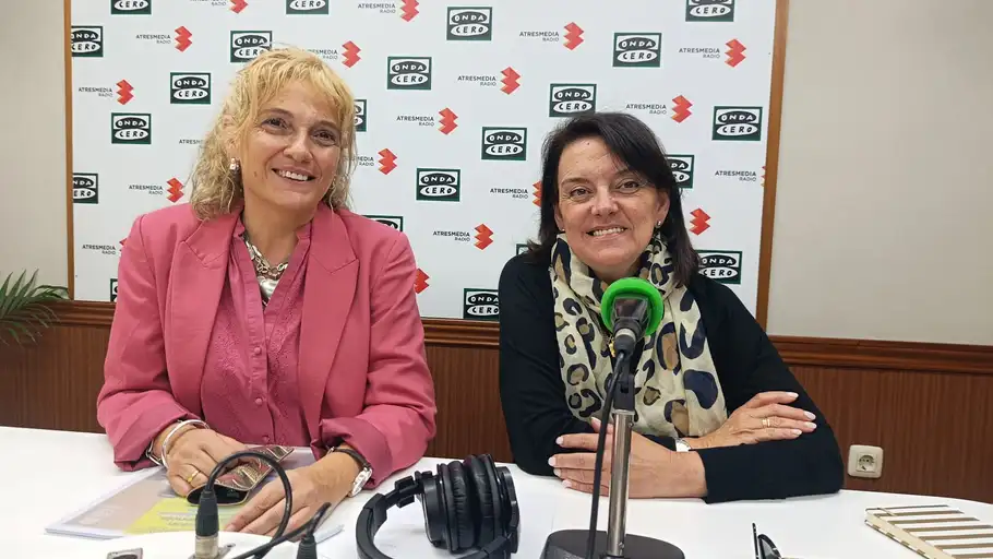 María José Escobedo y Ana Beatriz Sebastiá María José Escobedo y Ana Beatriz Sebastiá