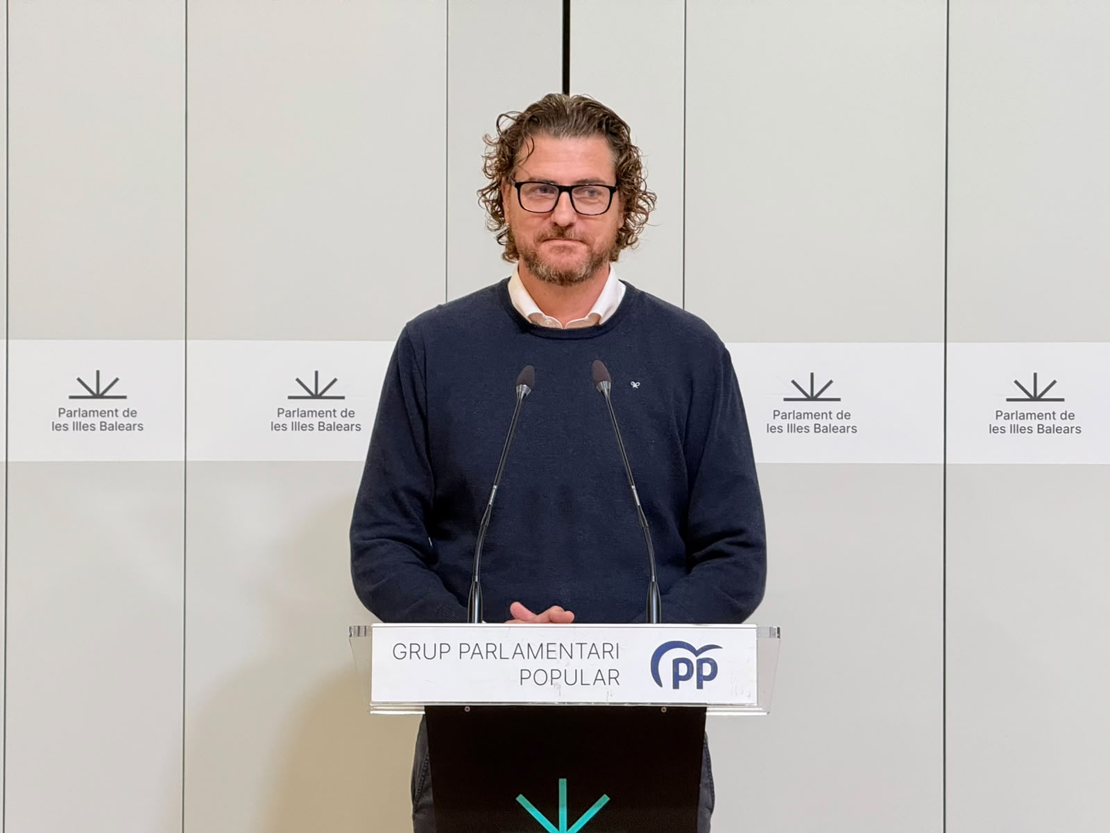 Sagreras (PP), al PSIB: "Los fondos buitre son ustedes, los tienen incluidos en sus cargos" Sagreras (PP), al PSIB: "Los fondos buitre son ustedes, los tienen incluidos en sus cargos"
