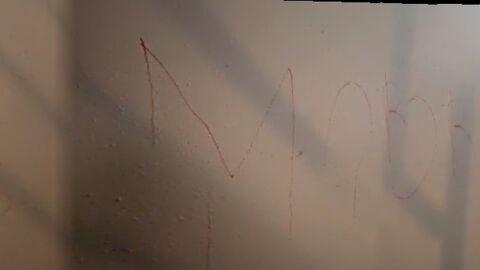 &Oacute;scar P&eacute;rez denuncia una amenaza de muerte en el portal donde viven sus padres.