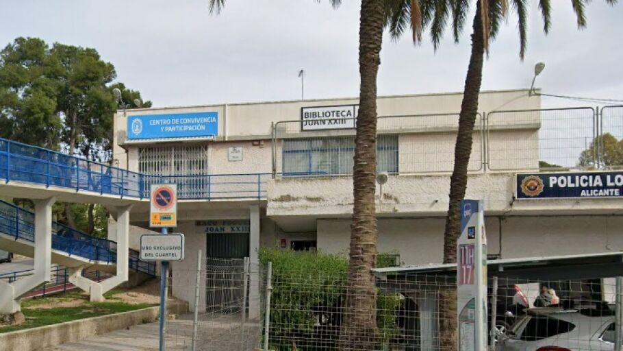 Biblioteca municipal del barrio Juan XXIII de Alicante 