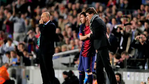 Tito Vilanova y Leo Messi durante un partido del Barcelona Tito Vilanova y Leo Messi durante un partido del Barcelona