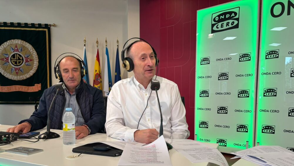 El director de la UNED Pontevedra, Víctor González