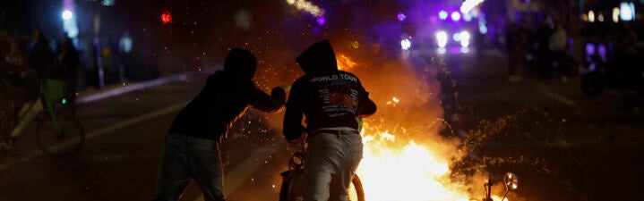 ¿Ante la violencia desatada en Barcelona el fin de semana, apoyaría medidas más duras como las aprobadas en Italia?