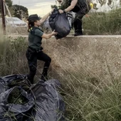 La Guardia Civil detiene a cinco personas en Almazora y desmantela un grupo dedicado al tráfico de drogas La Guardia Civil detiene a cinco personas en Almazora y desmantela un grupo dedicado al tráfico de drogas