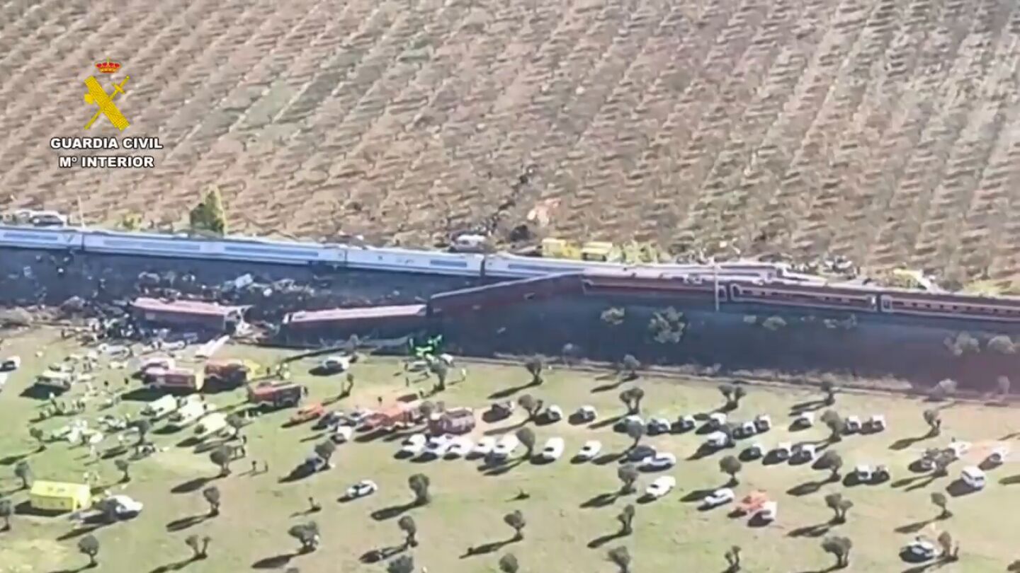 El vídeo con las imágenes aéreas del accidente ferroviario de Urda 