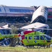 Los equipos de rescate trabajan en el lugar del accidente en Urda/ EFE/Ismael Herrero
