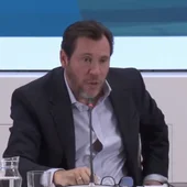 Las palabras de Óscar Puente tras el accidente de Adamuz dejan en evidencia al ministro nueve meses después: "La probabilidad de otro accidente es bajísima" Las palabras de Óscar Puente tras el accidente de Adamuz dejan en evidencia al ministro nueve meses después: "La probabilidad de otro accidente es bajísima"