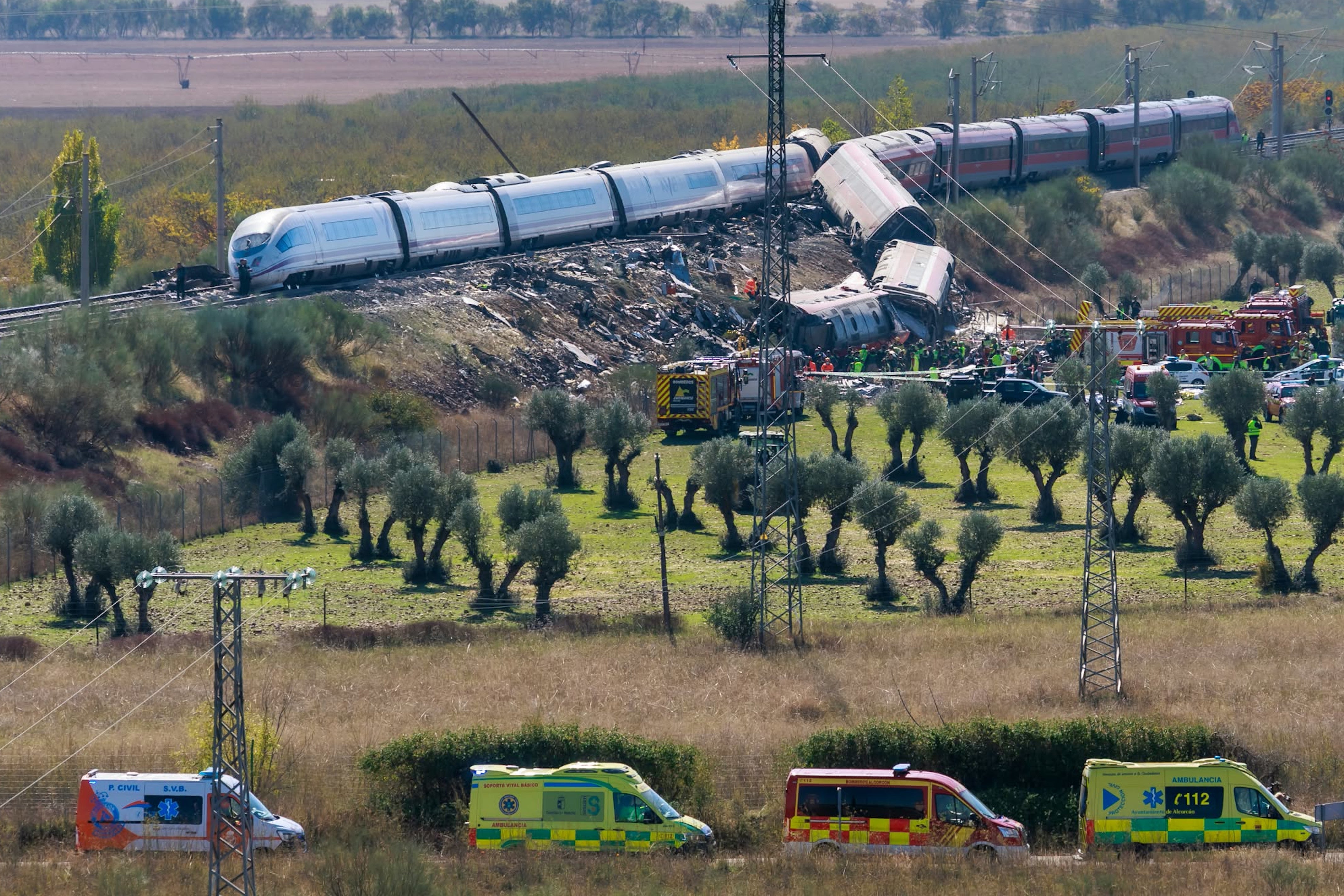 Els dos trens accidentats a Toledo Els dos trens accidentats a Toledo