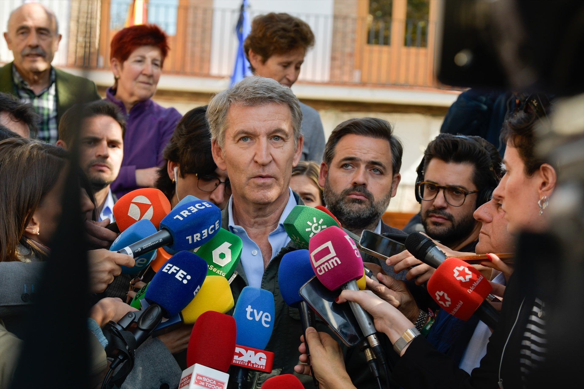 El líder del PP, Alberto Núñez Feijóo, en un canutazo ante los periodistas El líder del PP, Alberto Núñez Feijóo, en un canutazo ante los periodistas