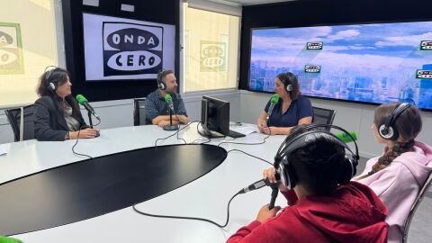 Alumnes de l&rsquo;Institut Baldiri Guilera del Prat de Llobregat ens expliquen el seu projecte d'educaci&oacute; medi&agrave;tica