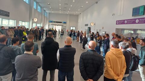 Participaron un centenar de trabajadores de ADIF y RENFE