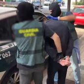 Golpe contra Blocus en España: detenido su fundador en Picanya, los líderes del movimiento en Tenerife y otro en Bilbao