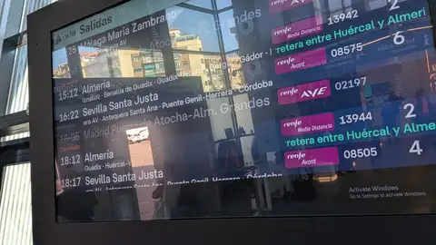 Cancelaciones trenes estación Andaluces de Granada Cancelaciones trenes estación Andaluces de Granada